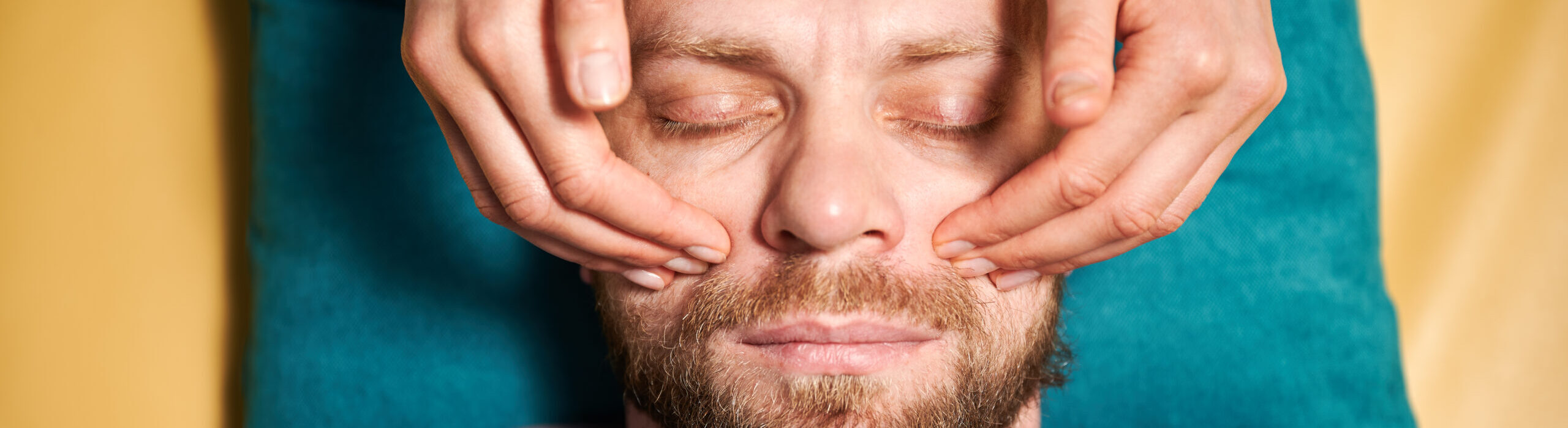 yoga-facial-para-hombres